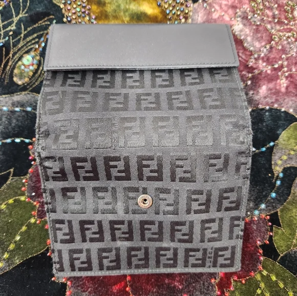 Fendi Wallet - Picture 12 of 13